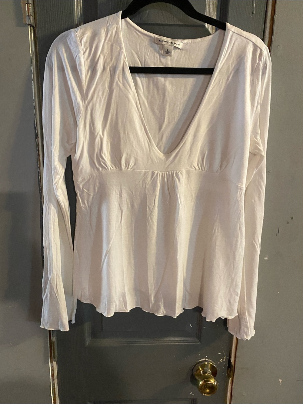 Banana Republic White Long Sleeve V-Neck Empire Top